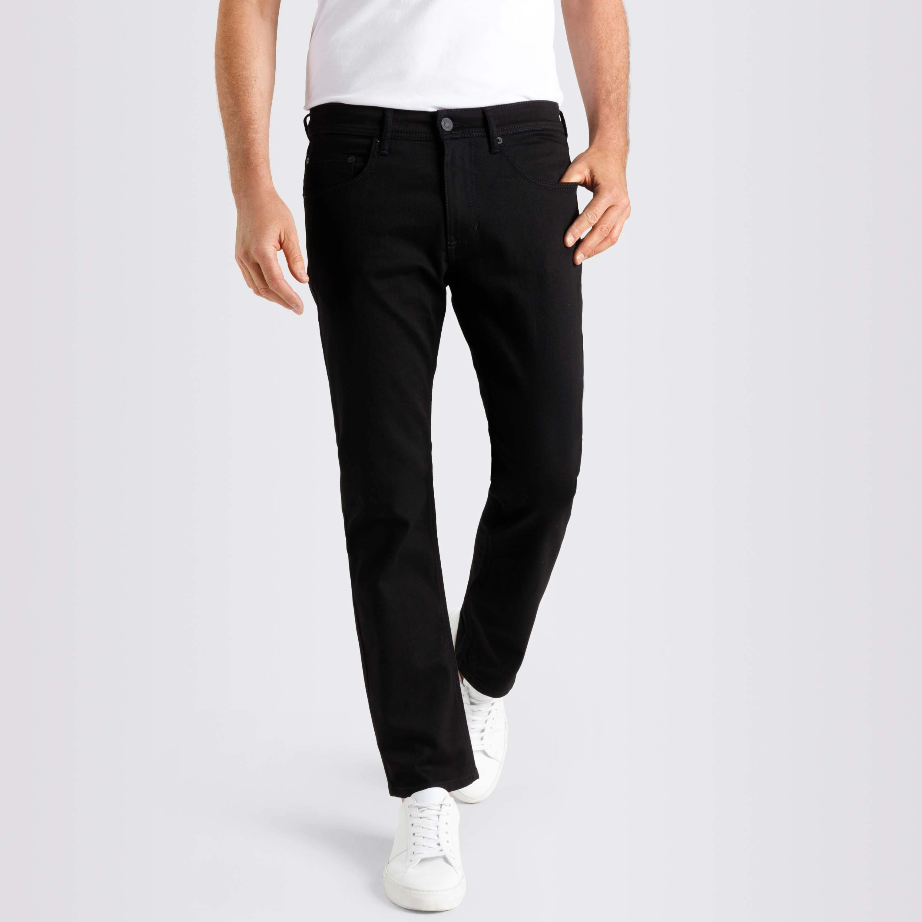 Mac Arne Straight Fit Denim Jeans - Black