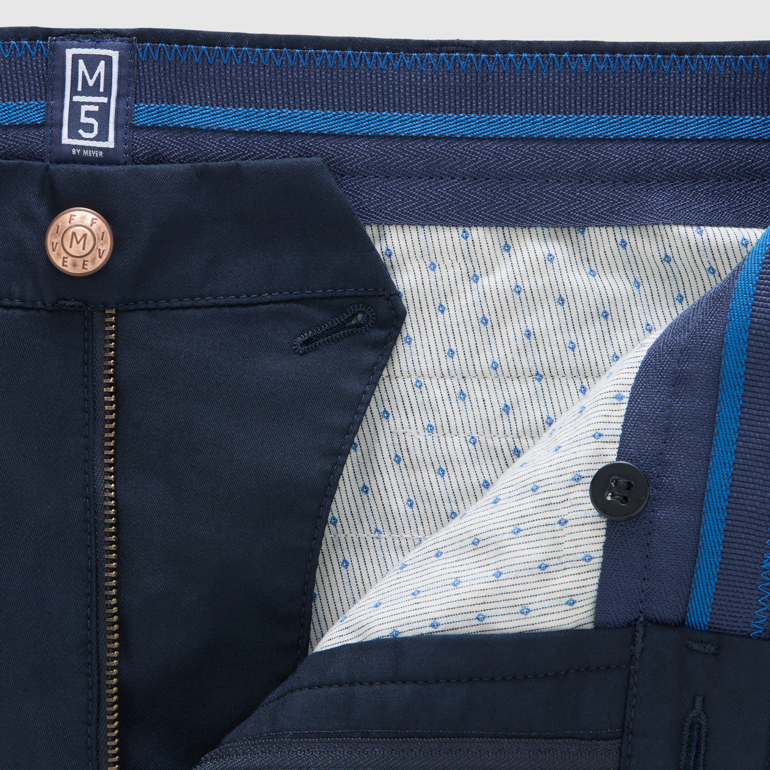 M5 Modern Fit Ultralight Chino - Navy