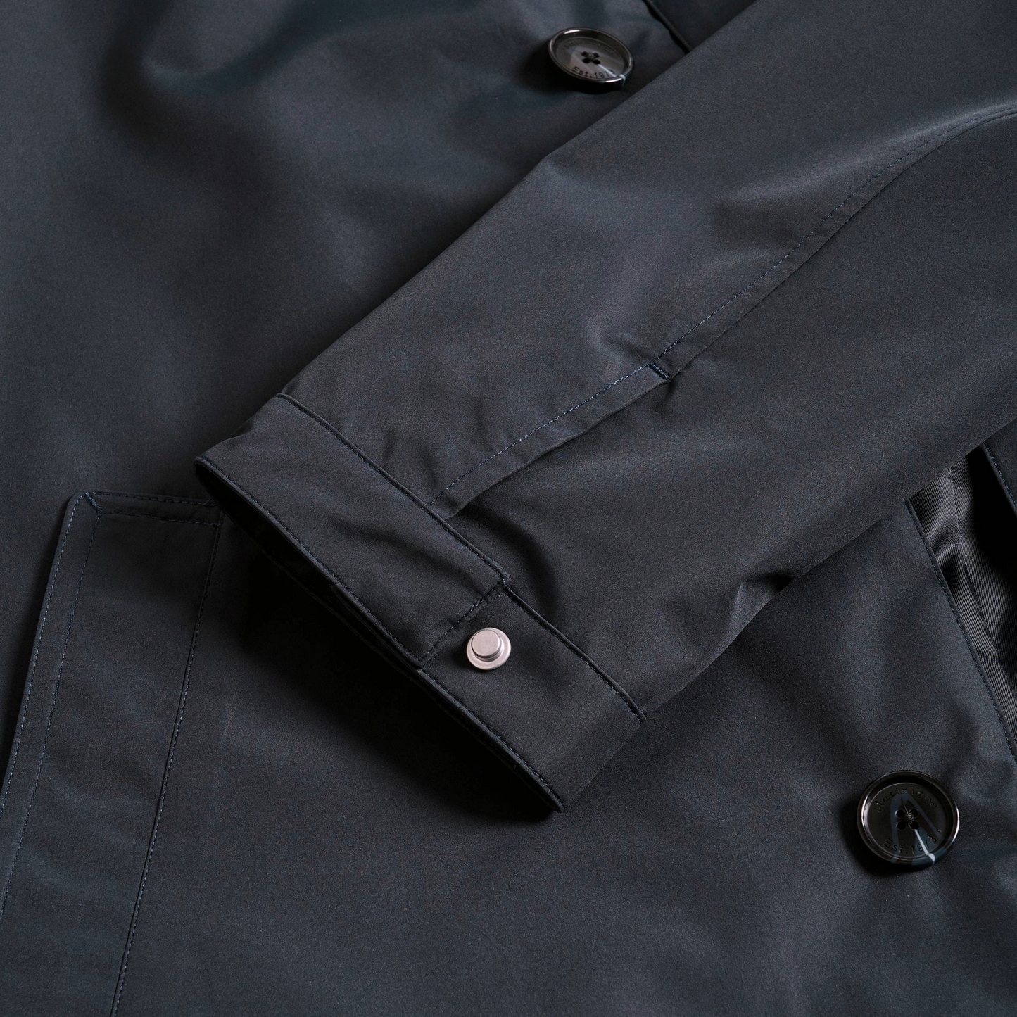Matinique Mamiles Mac Raincoat - Dark Navy