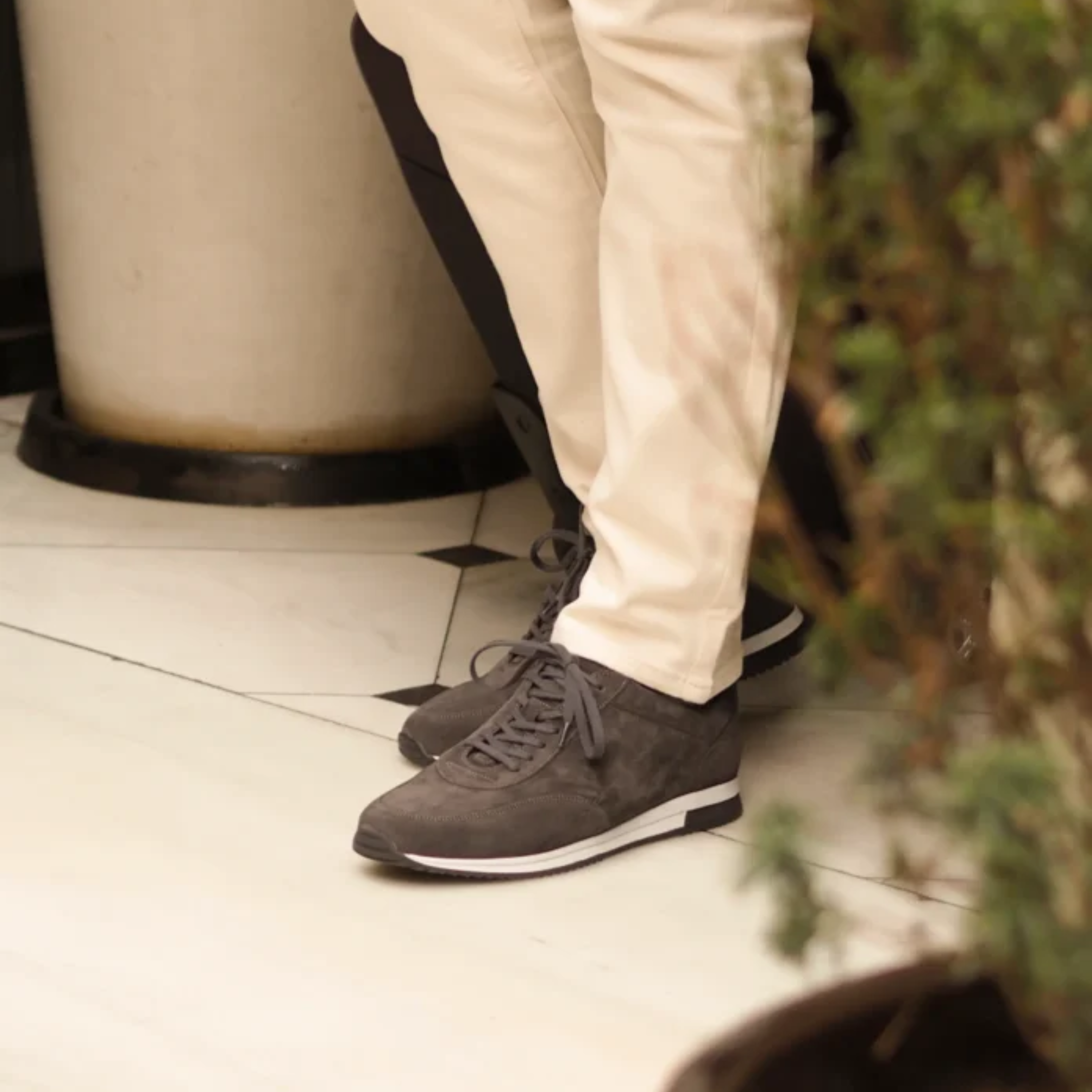Loake Bannister Suede Trainers - Anthracite