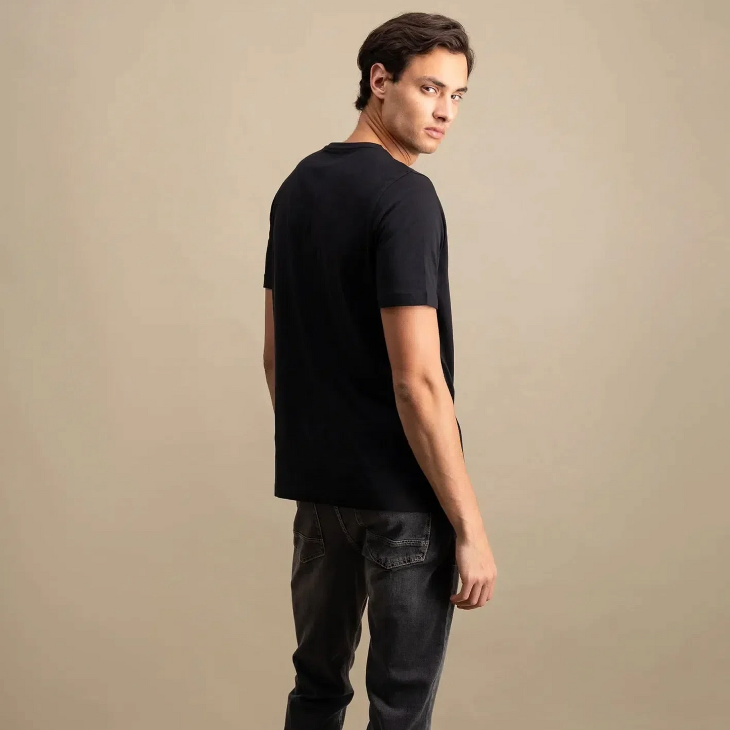Fynch-Hatton Crew Neck T Shirt - Black