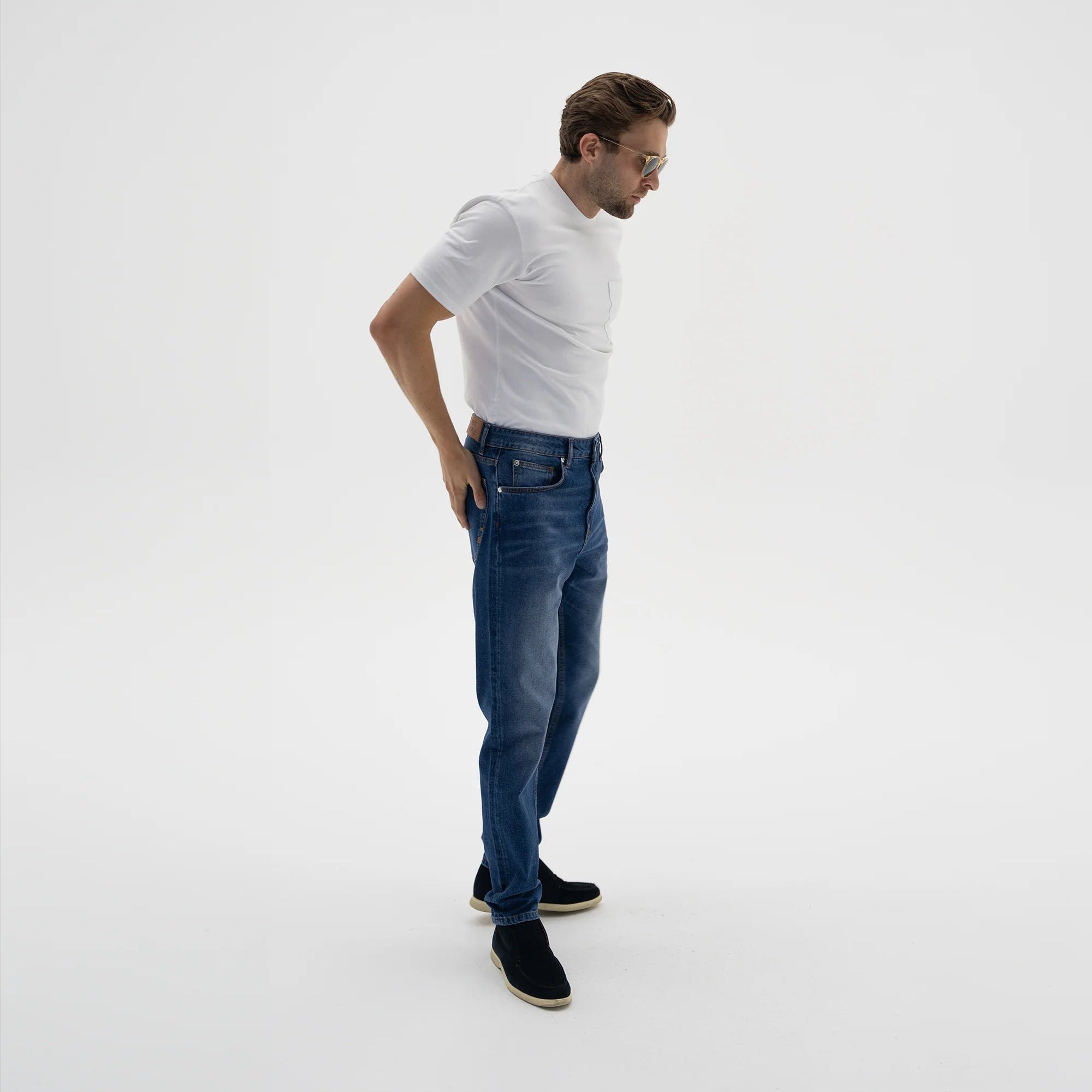 Vingt Quatre Craig Taper Fit Jeans - Mid Blue