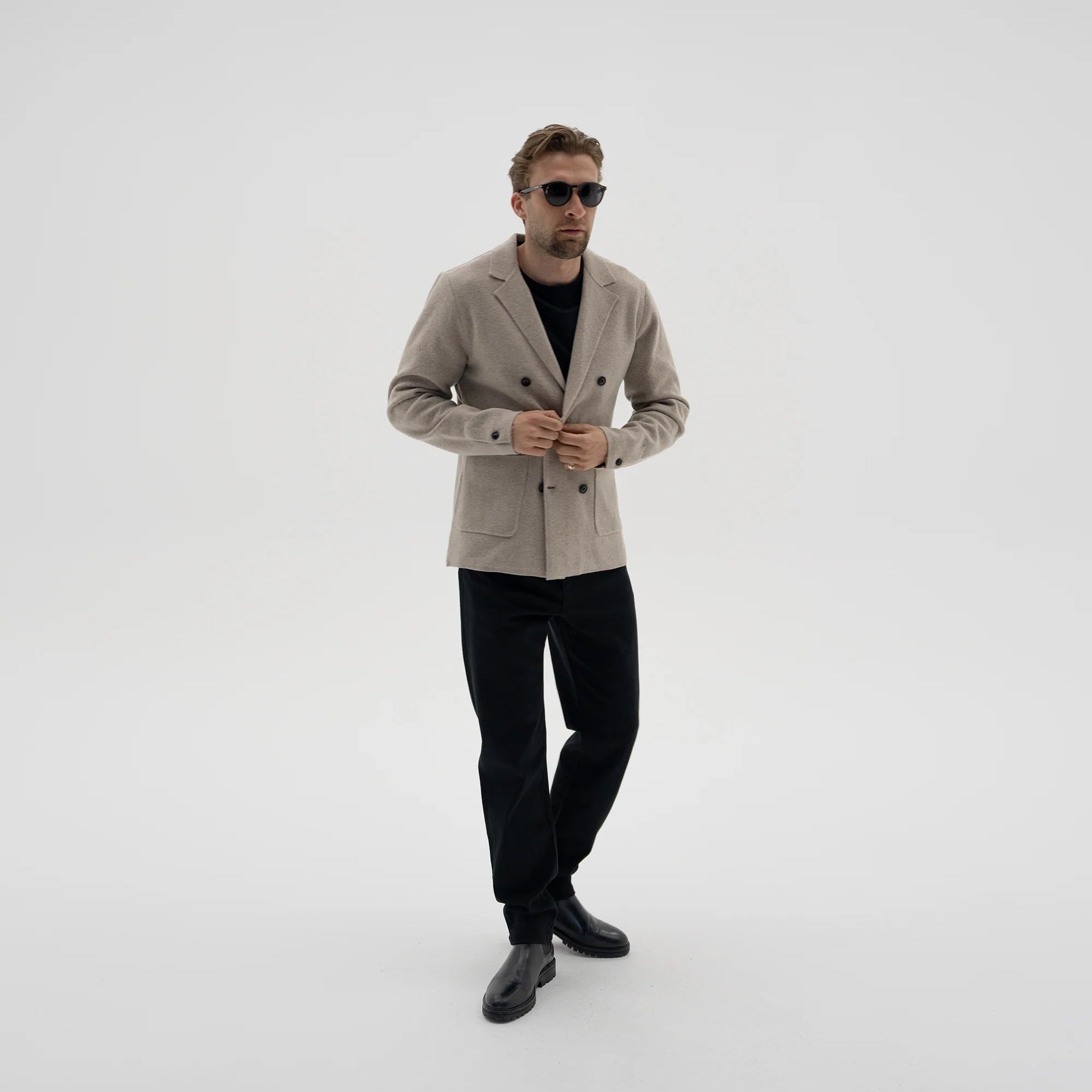 Vingt Quatre Craig Taper Fit Jeans - Stay Black