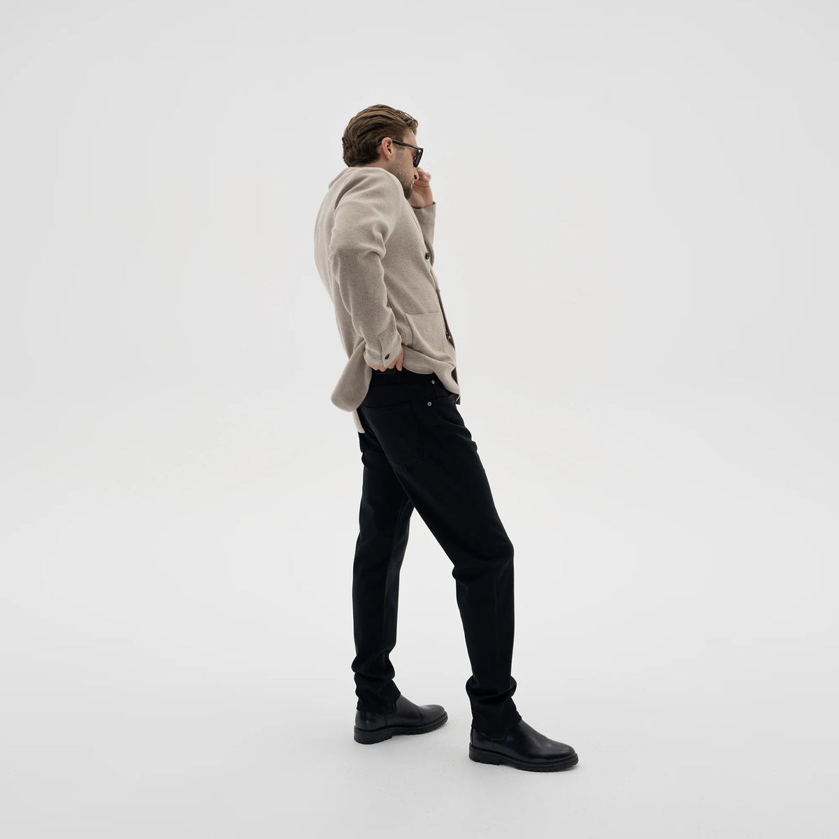 Vingt Quatre Craig Taper Fit Jeans - Stay Black