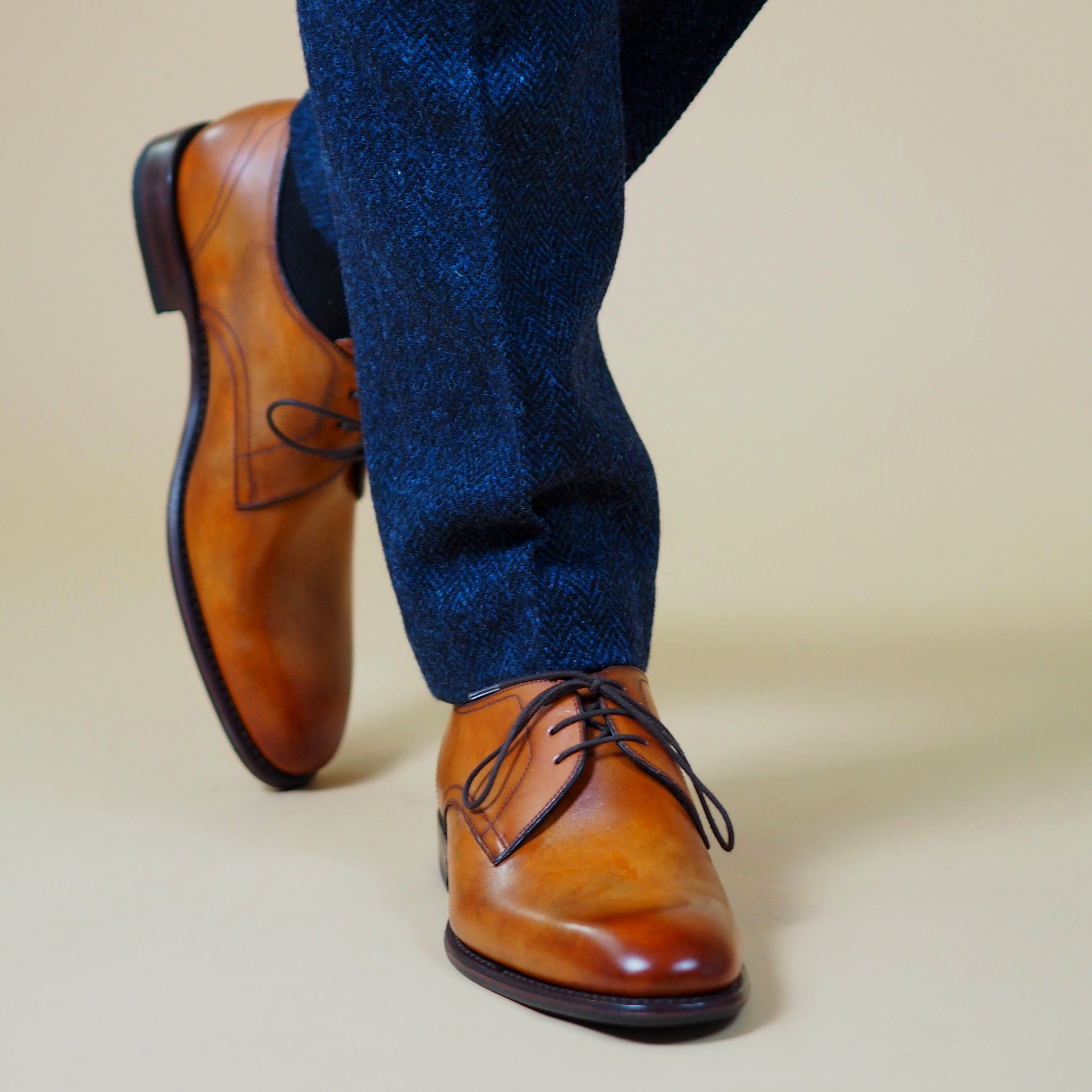 Loake Atherton Shoes - Tan Calf