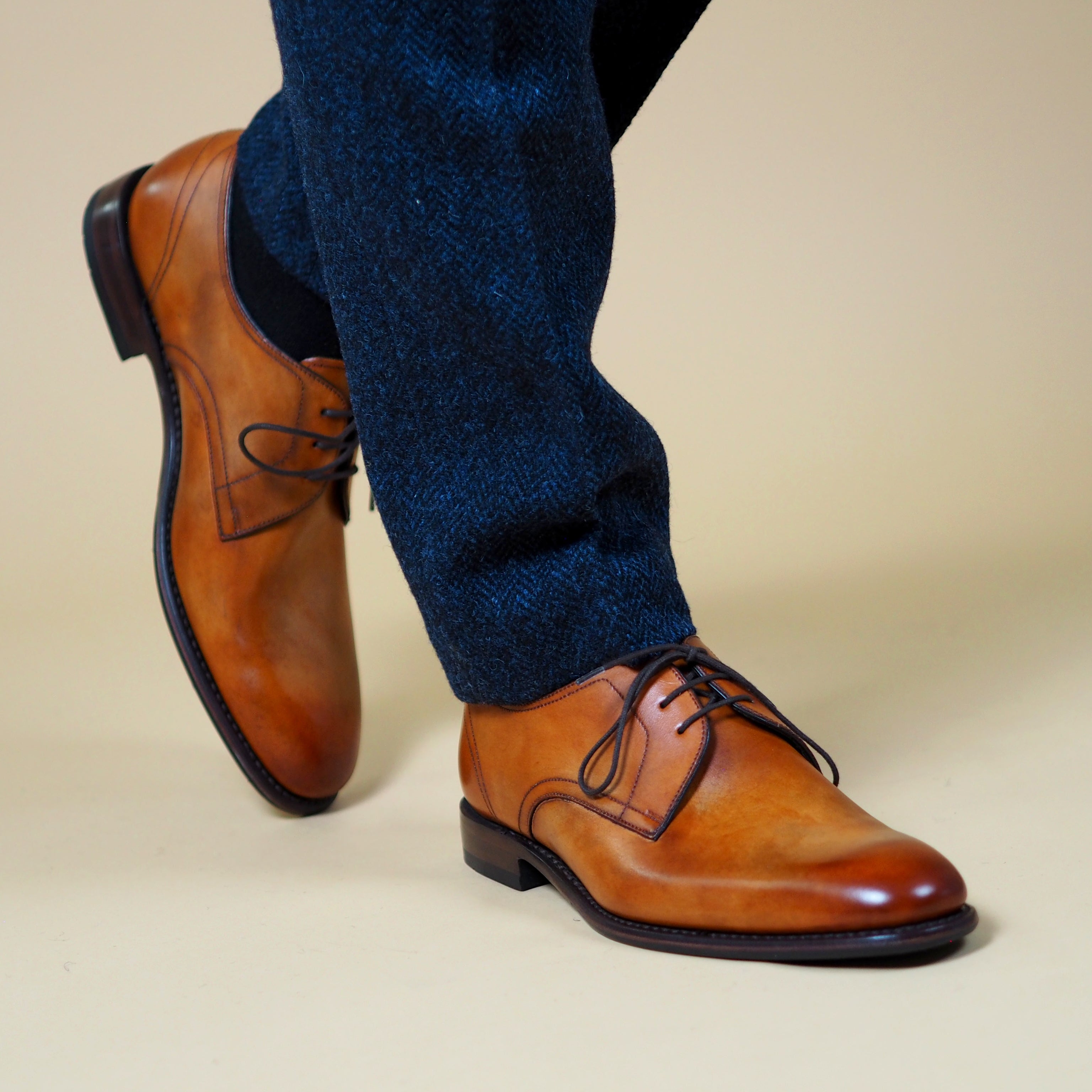 Loake Atherton Shoes - Tan Calf
