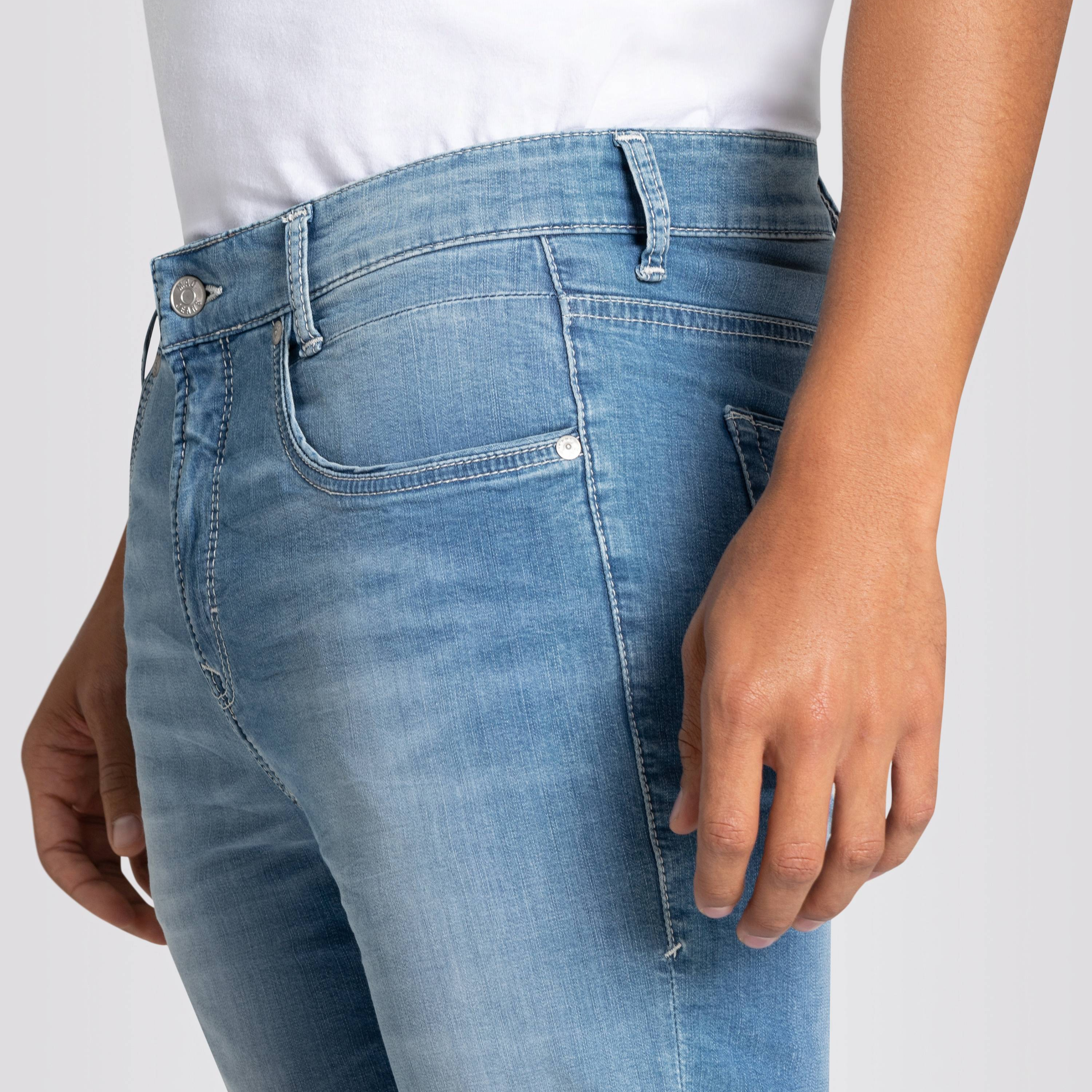 Mac Arne Pipe Light Weight Denim Jeans - Light Blue Authentic