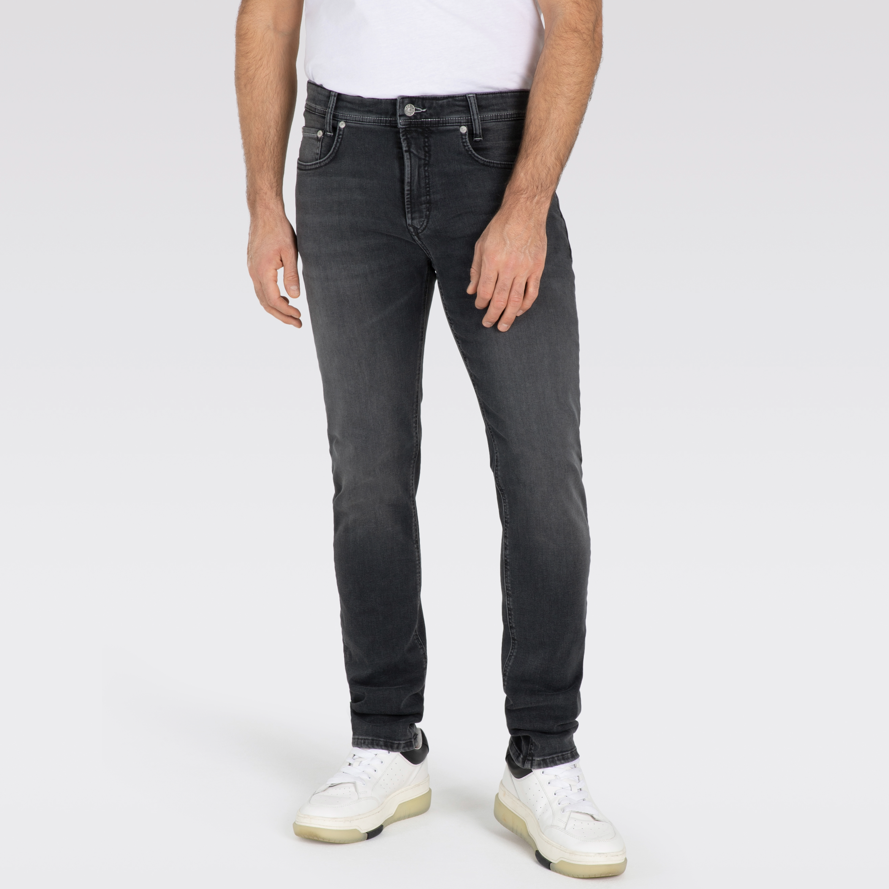 Mac Macflexx Straight Fit Denim Jeans - Authentic Washed Black