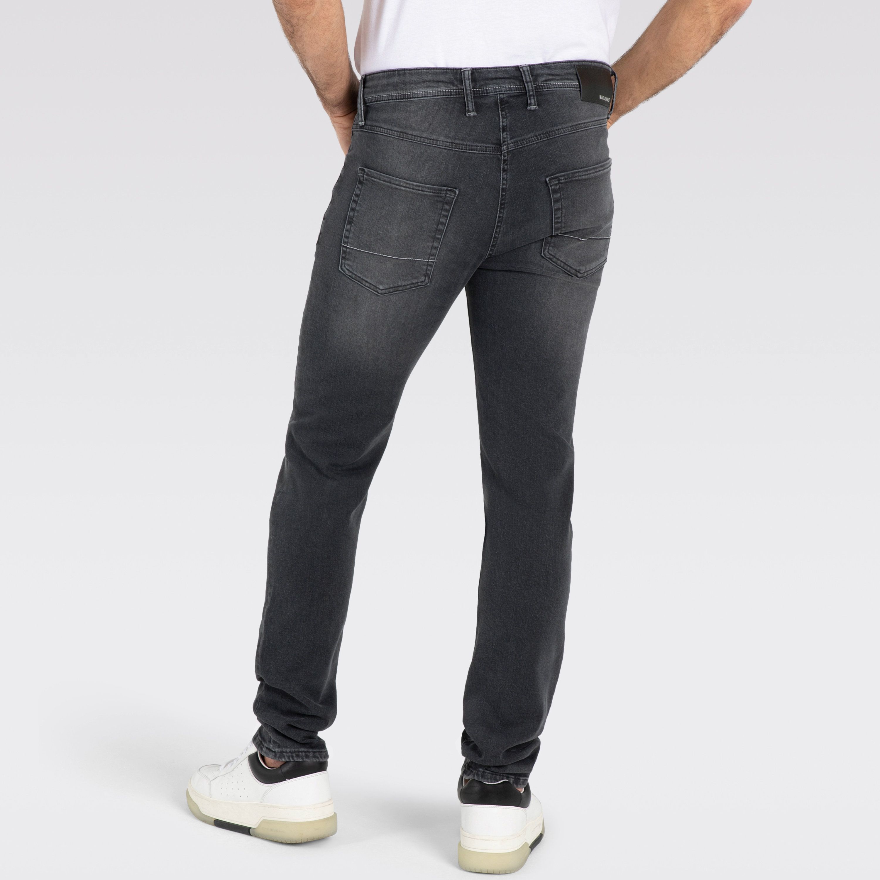 Mac Macflexx Straight Fit Denim Jeans - Authentic Washed Black