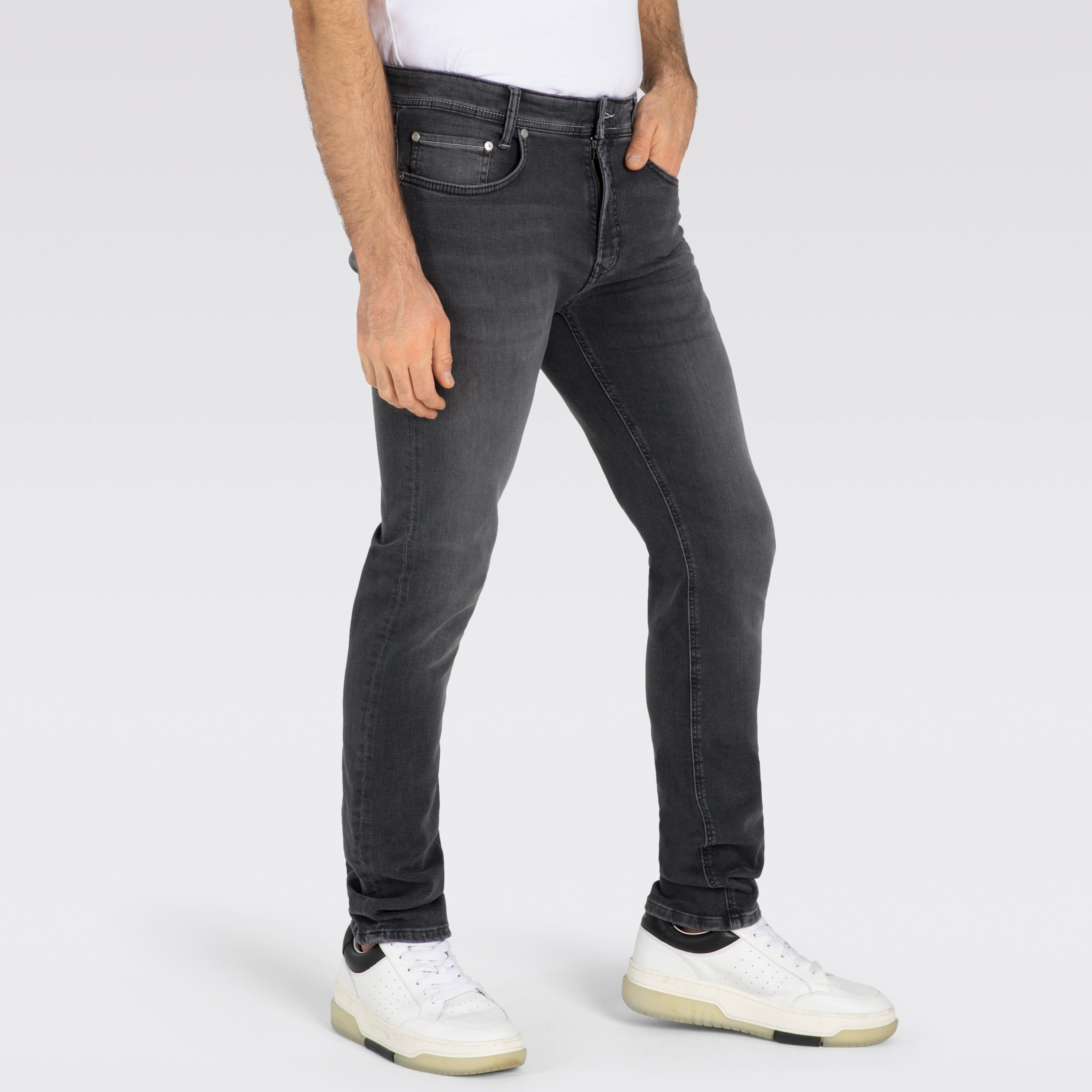 Mac Macflexx Straight Fit Denim Jeans - Authentic Washed Black