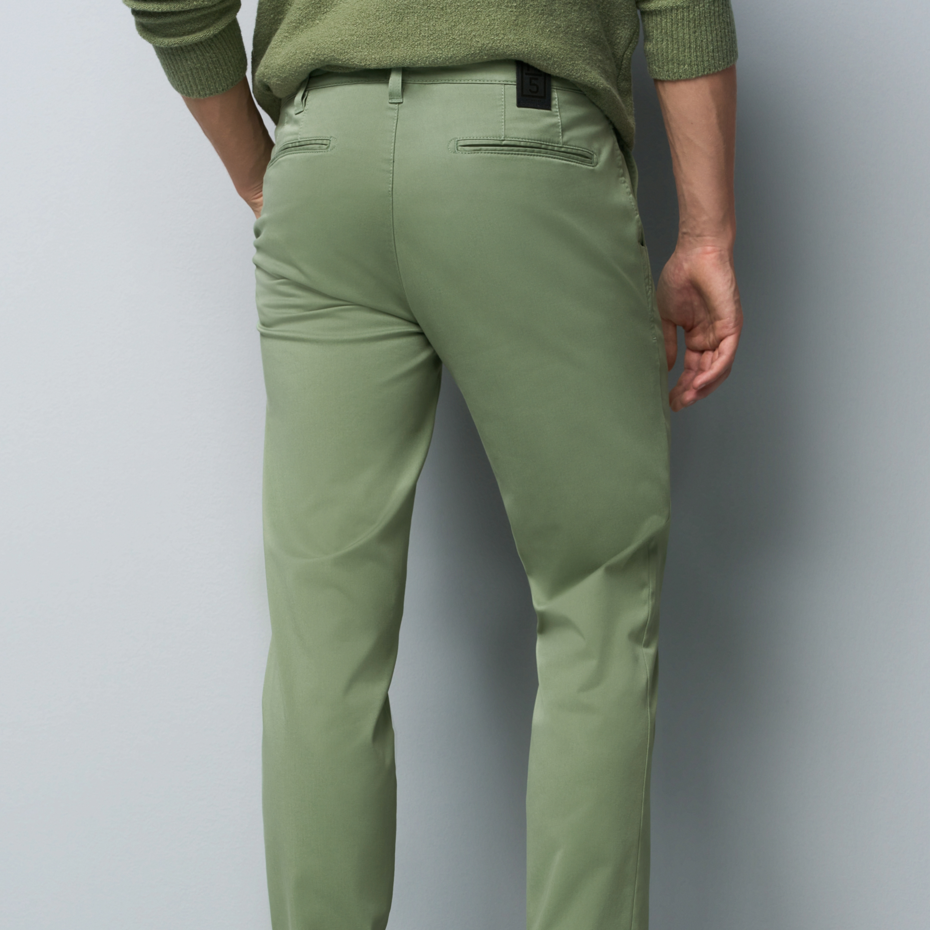 M5 by Meyer Light Twill Slim Fit Chinos - Light Green