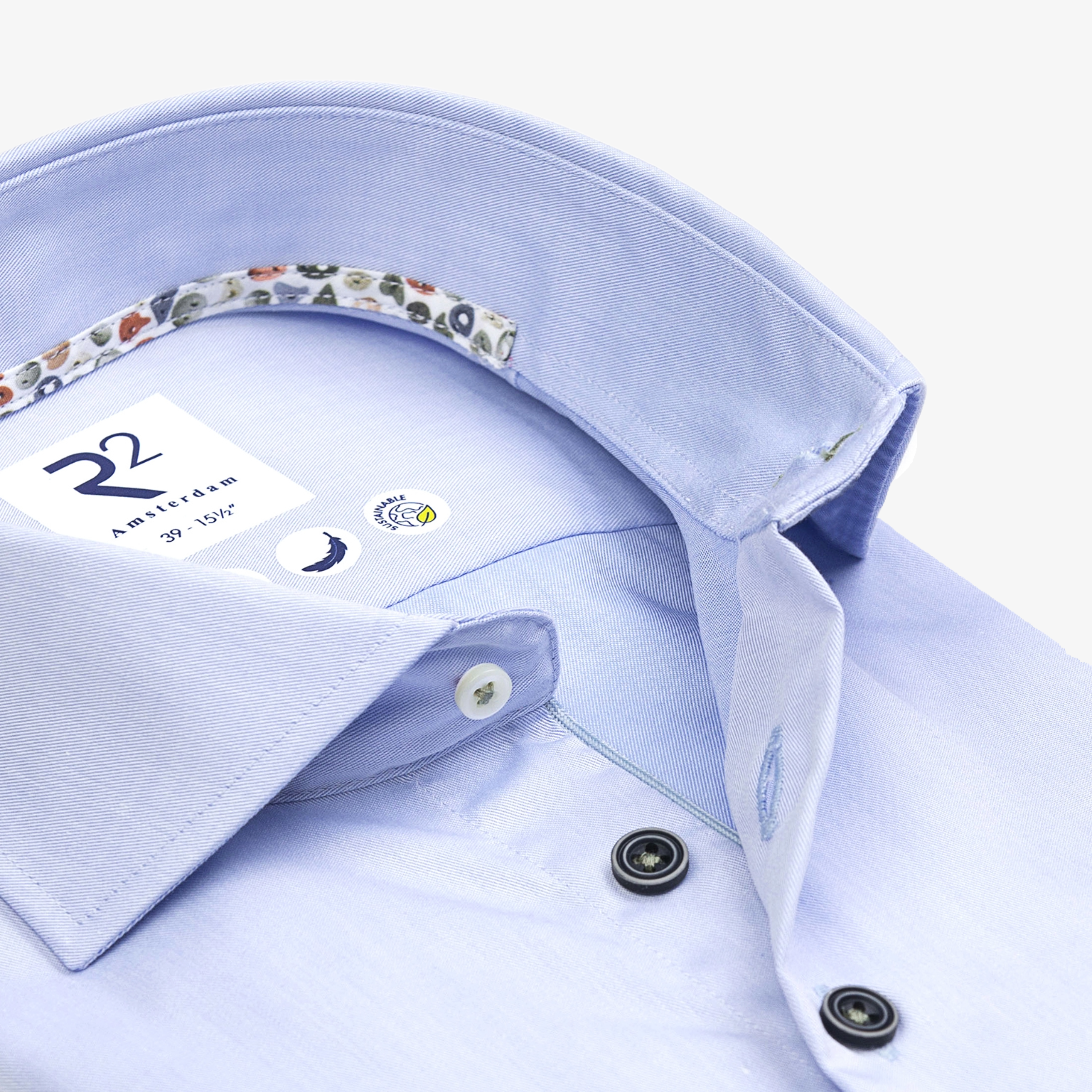 R2 Amsterdam Shirt With Contrast Buttons - Light Blue