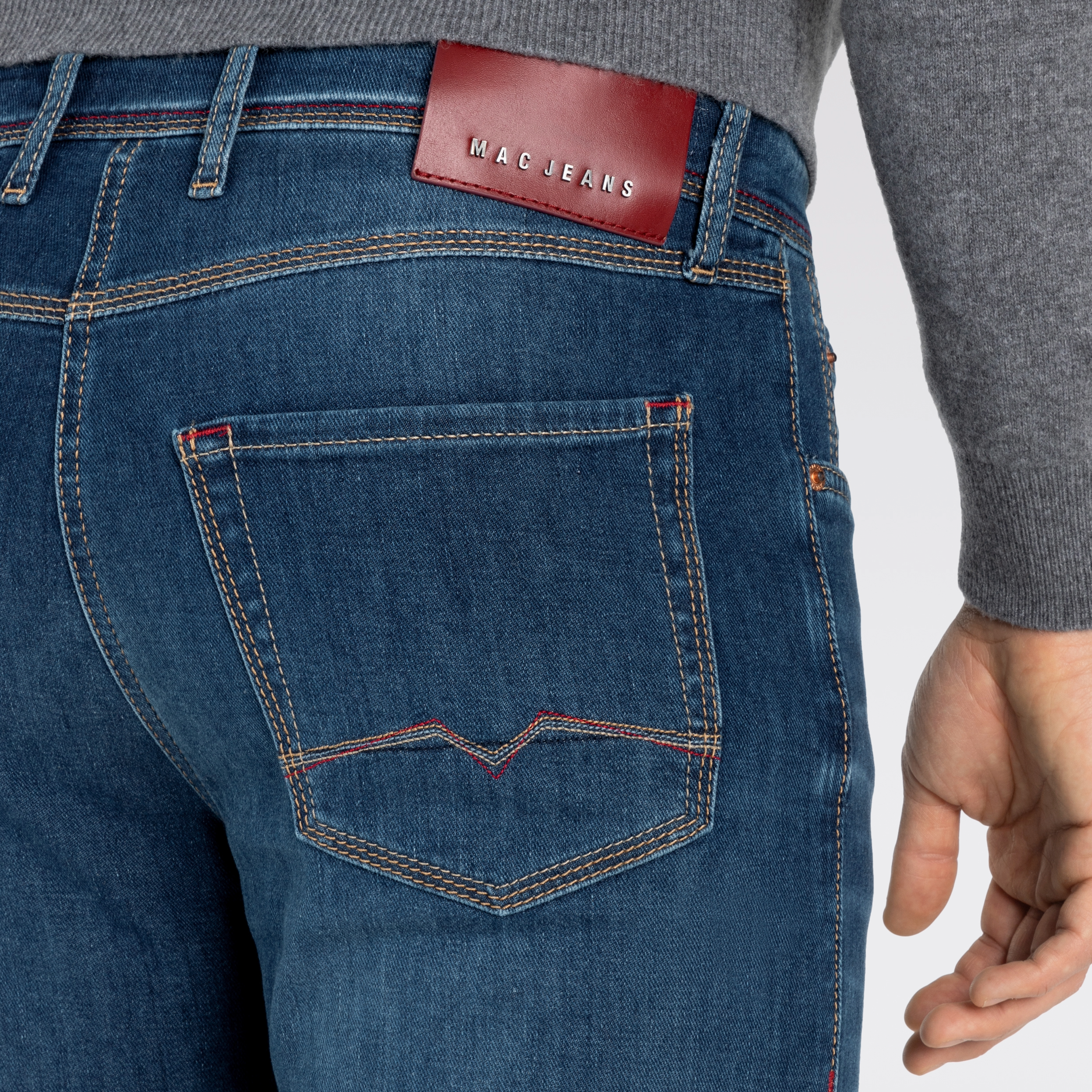 Mac Arne Straight Fit Denim Jeans - Blue Light Used