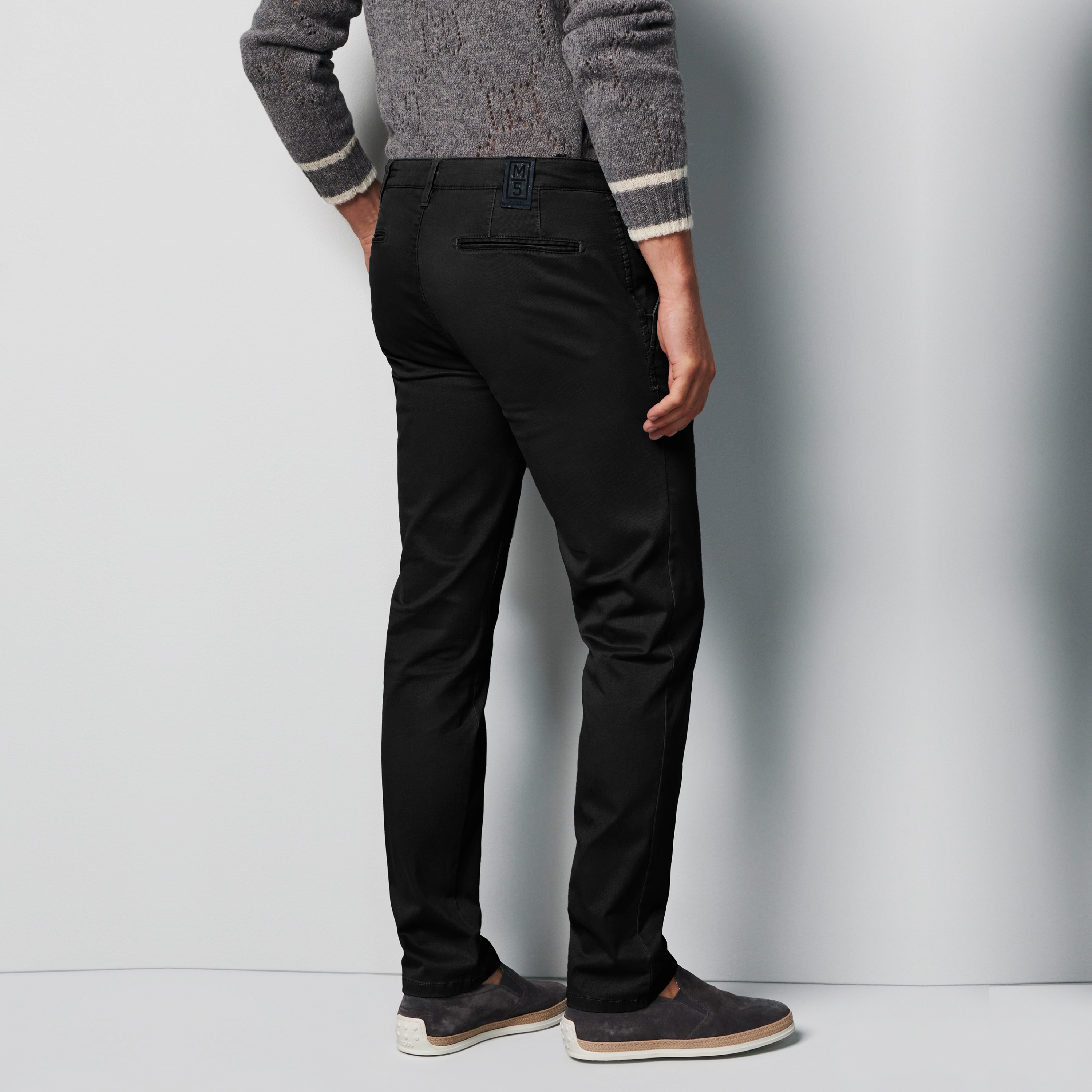 M5 by Meyer Slim Fit Chinos - Black