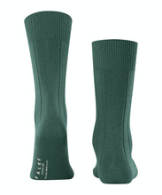 Load image into Gallery viewer, FALKE Lhasa Rib Merino Wool-Cashmere Socks in Hunter Green
