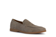Load image into Gallery viewer, Geox Venzone Suede Moccasins - Taupe
