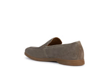 Load image into Gallery viewer, Geox Venzone Suede Moccasins - Taupe
