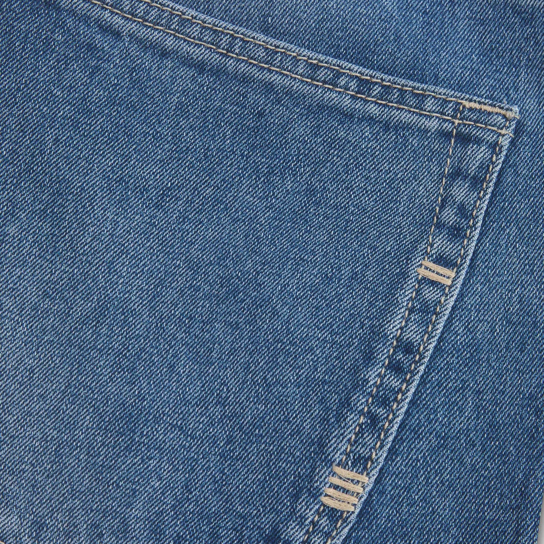 Vingt Quatre Craig Taper Fit Jeans - Light Blue