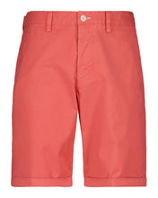 Load image into Gallery viewer, Gant  Regular Fit Sunfaded Shorts - Coral
