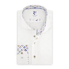 Load image into Gallery viewer, R2 Amsterdam White Shirt with Print Trim 120WSP020

